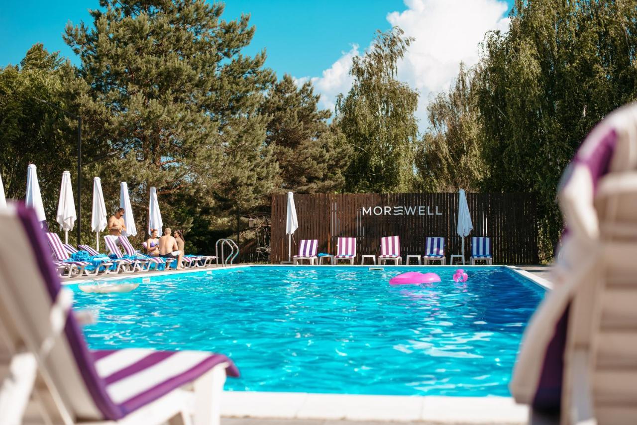 Morewell Yasnogorodka  Buitenkant foto