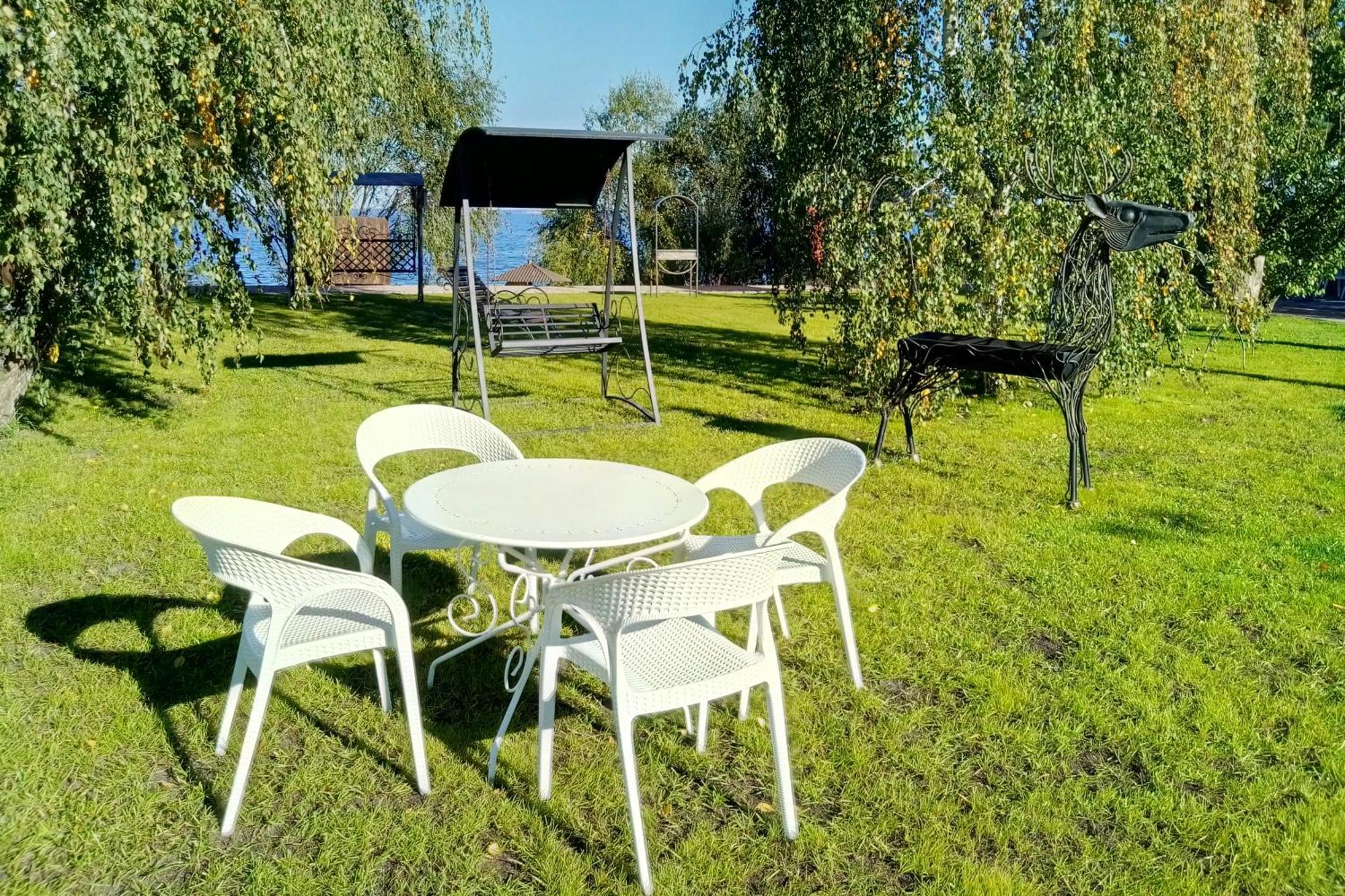 Morewell Yasnogorodka  Buitenkant foto